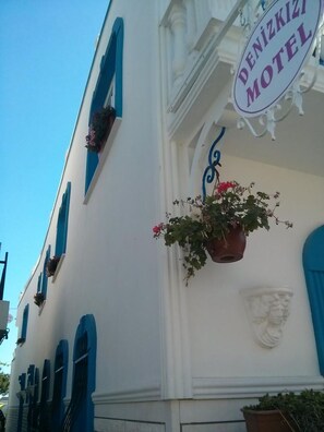 Exterior - Denizkizi Motel (Ayvacik)