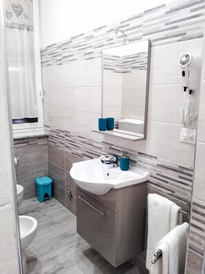 Bathroom - Le Stelle Di Martina Affittacamere (La Spezia)