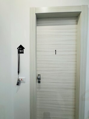Triple Room, Balcony | Minibar, desk, blackout drapes, soundproofing