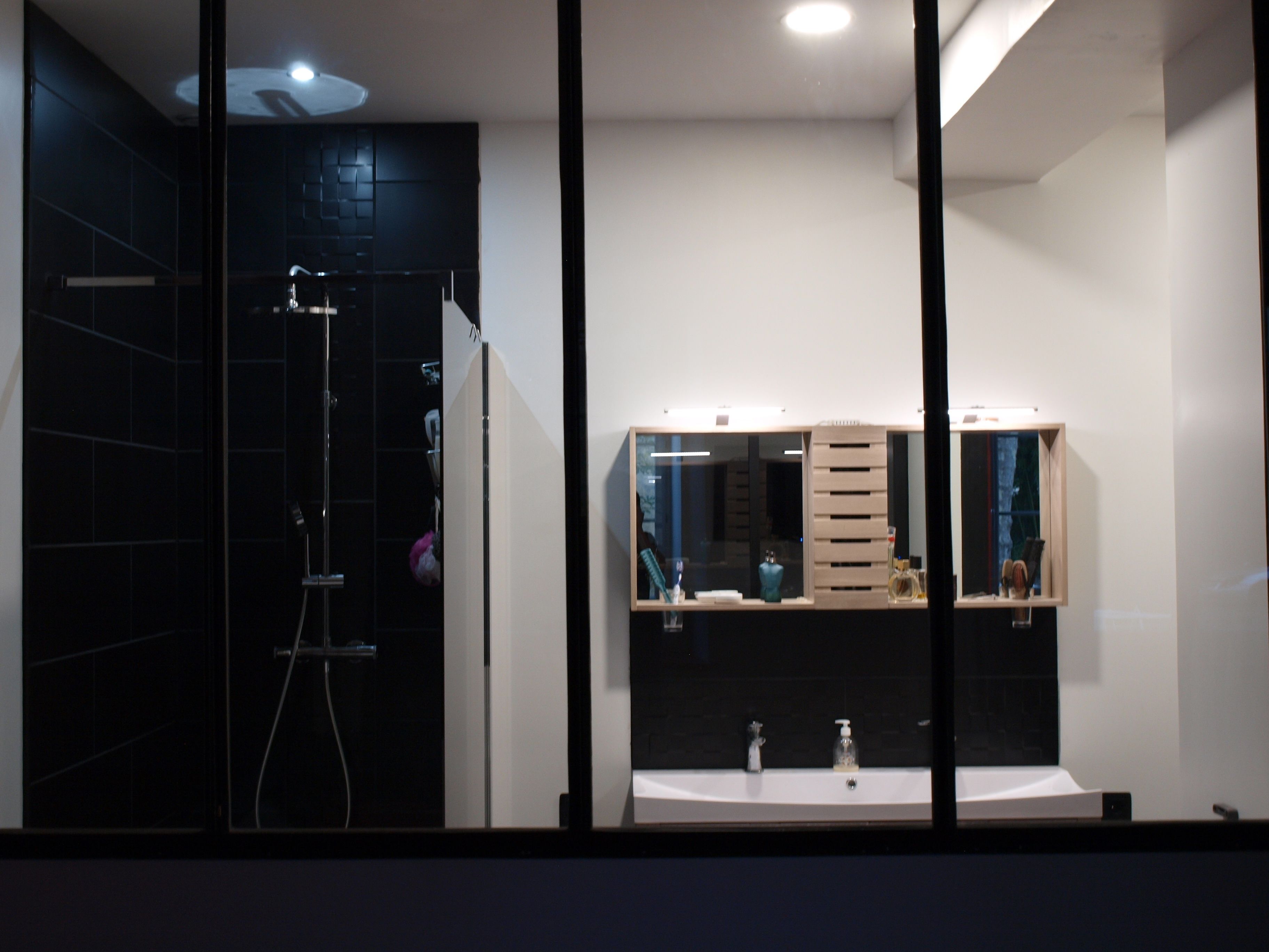 Habitación doble, planta baja | Regadera en el baño