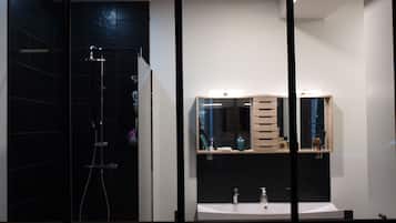 Double Room, Ground Floor | Bathroom shower