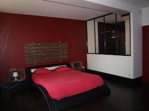 Double Room, Ground Floor | Desk, iron/ironing board, cots/infant beds, free WiFi - Chambre d'hôte Calme et Volupté (Maxilly-sur-Saône)