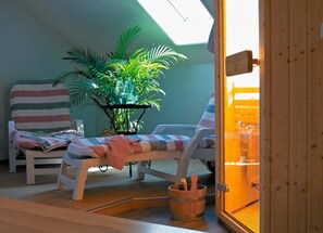 Massaggi con le pietre calde, massaggi “deep tissue”, massaggi