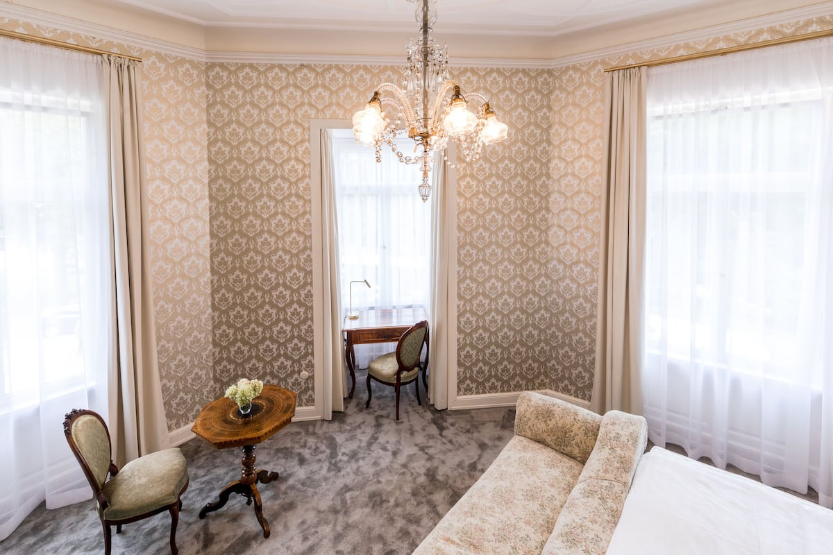 1 bedroom, premium bedding, in-room safe, individually decorated