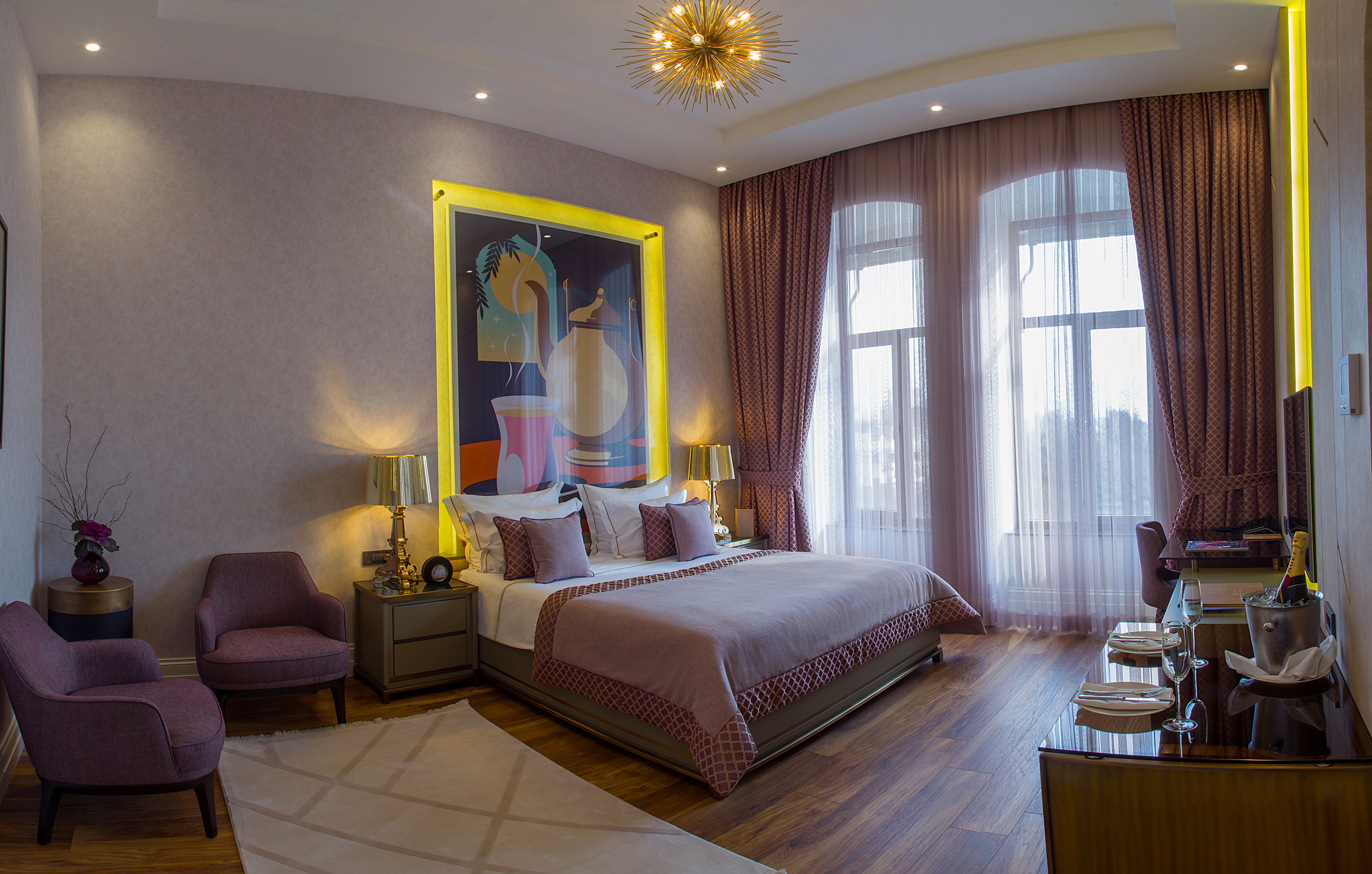 Kamar Double Deluks | Area keluarga | Televisi LED 49-inci dengan saluran TV premium, TV, dan Netflix