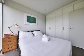 Apartment, 2 Bedrooms | 2 bedrooms, iron/ironing board, free WiFi, bed sheets - Tranquil & Modern 2 Bed Inner North Apartment (North Melbourne)
