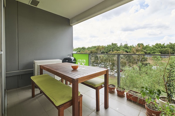 Apartment, 2 Bedrooms | Balcony - Tranquil & Modern 2 Bed Inner North Apartment (North Melbourne)