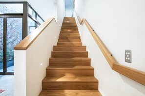 House, 5 Bedrooms | Iron/ironing board, free WiFi, bed sheets