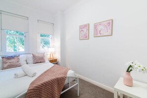 Apartment, 2 Bedrooms | 2 bedrooms, iron/ironing board, free WiFi, bed sheets