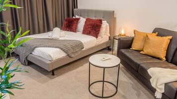 Studio | Iron/ironing board, free WiFi, bed sheets