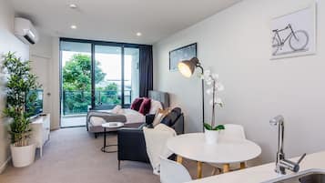 Studio | Iron/ironing board, free WiFi, bed sheets