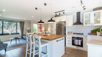 Apartment, 2 Bedrooms | Private kitchen | Full-size fridge, microwave, oven, stovetop