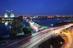 1 hálószoba, olasz Frette ágynemű, prémium ágynemű és széf a szobában