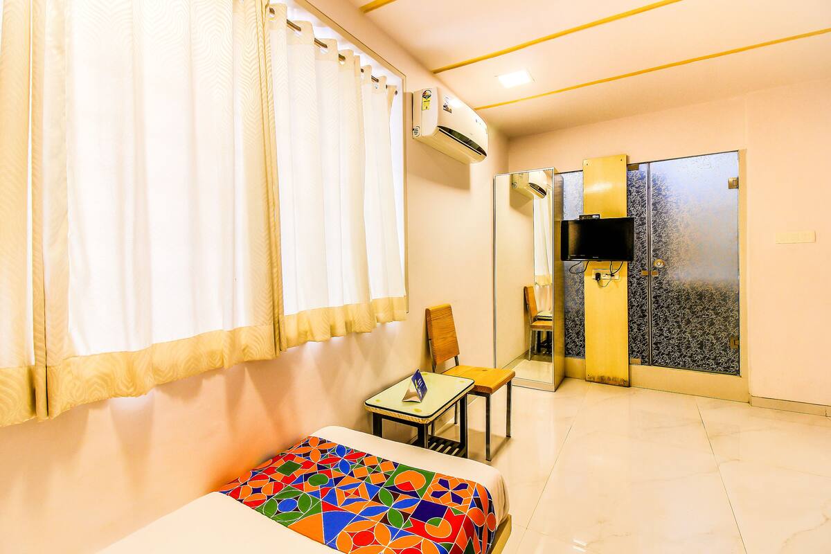 Premium bedding, pillow-top beds, desk, free WiFi