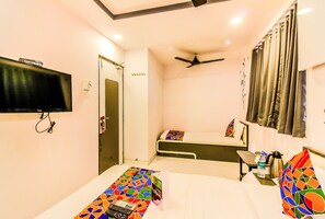 Room - FabHotel Satellite Mumbai Airport (Mumbai)