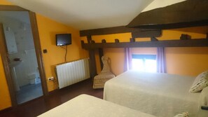 Zweibettzimmer | Zustellbetten, kostenloses WLAN