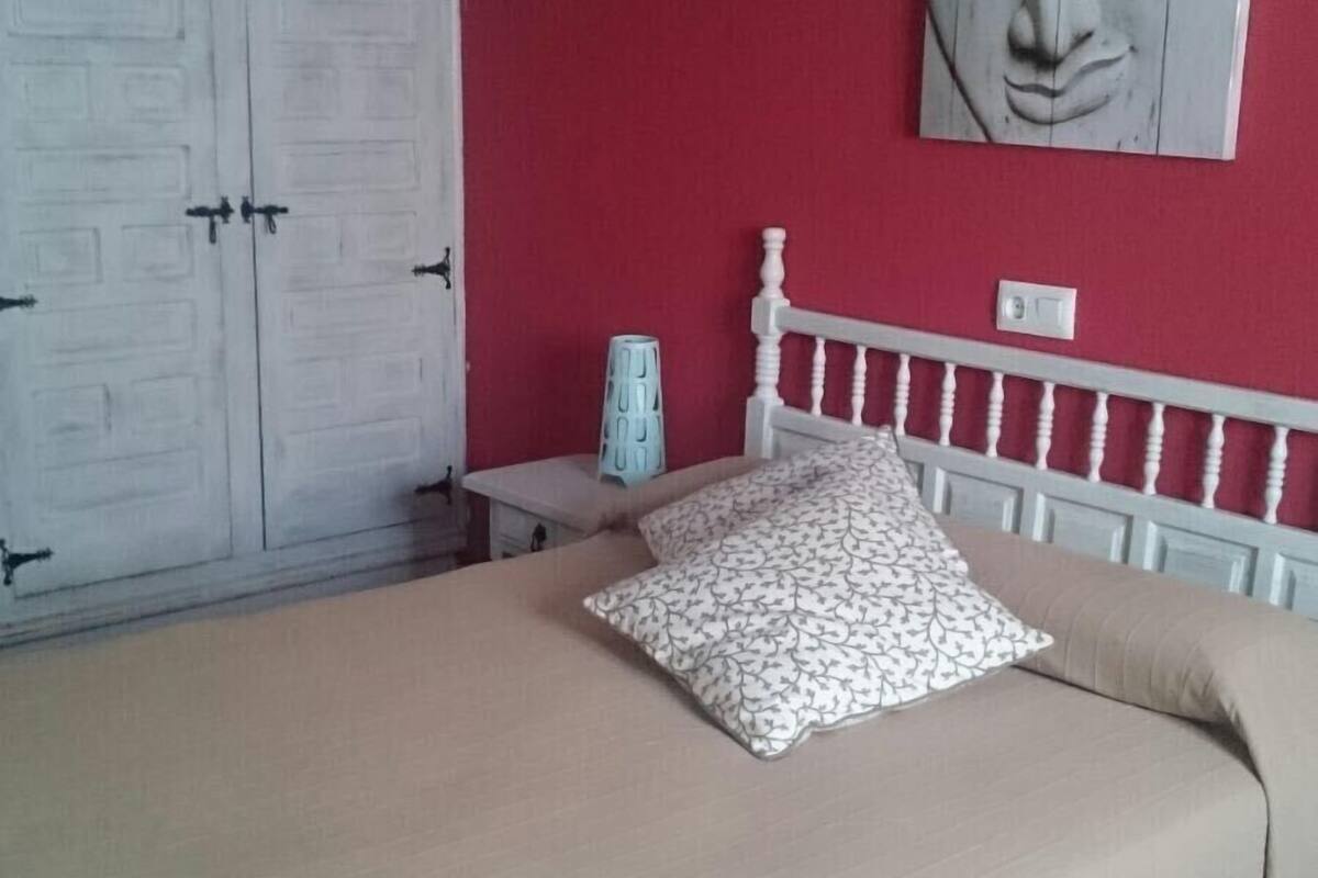 Doppelzimmer | Zustellbetten, kostenloses WLAN