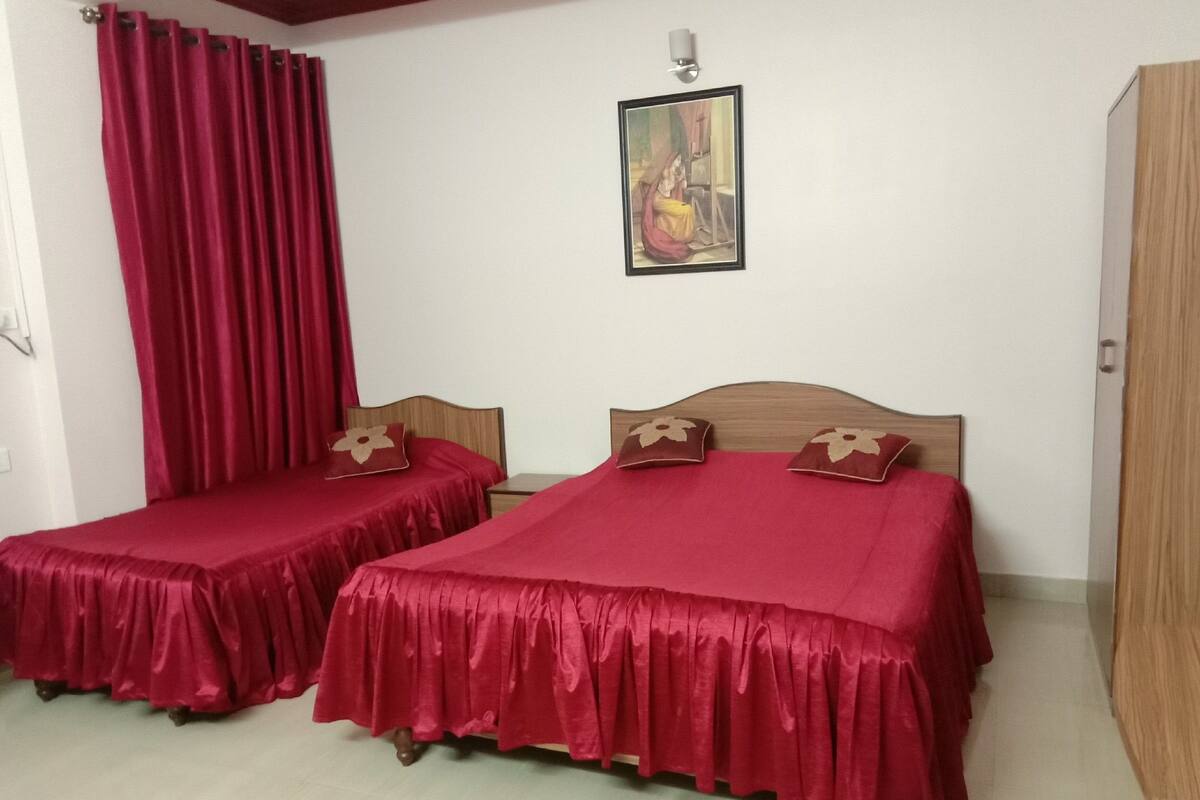 Chambre Deluxe, 1 lit double, non-fumeurs | Wi-Fi gratuit