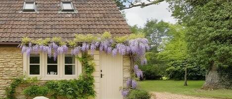 Fachada de la propiedad