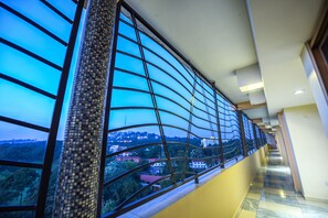 Masajes con piedras calientes, masajes de tejido profundo