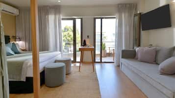 Junior Queen Room | Bäddmadrasser och gratis produkter i minibar