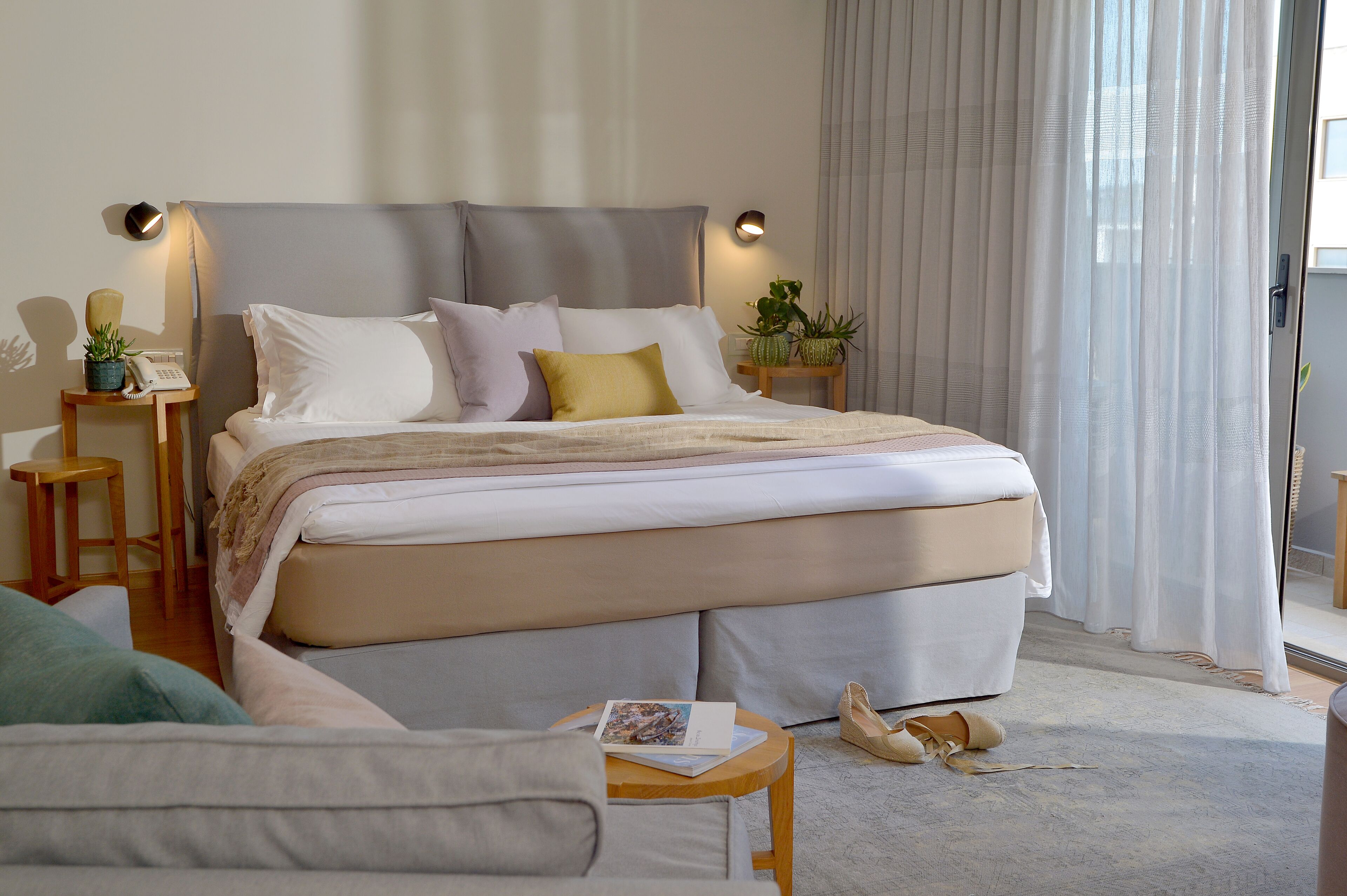 superior double or twin room | pillow-top beds, free minibar, in-room safe, desk