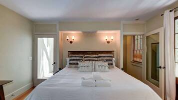 4 bedrooms, iron/ironing board, travel crib, WiFi