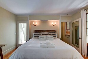 4 bedrooms, iron/ironing board, travel crib, WiFi