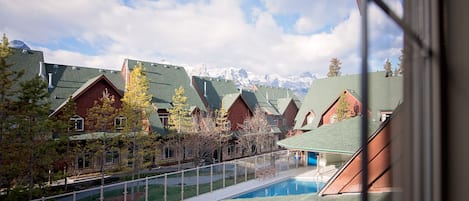 Ulkouima-allas, lämmitetty uima-allas