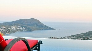 Outdoor pool - Villa Manzaram (Kas)