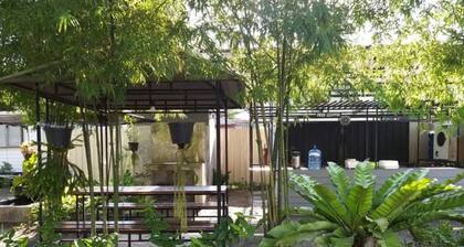 Baan Rim Nam Resort