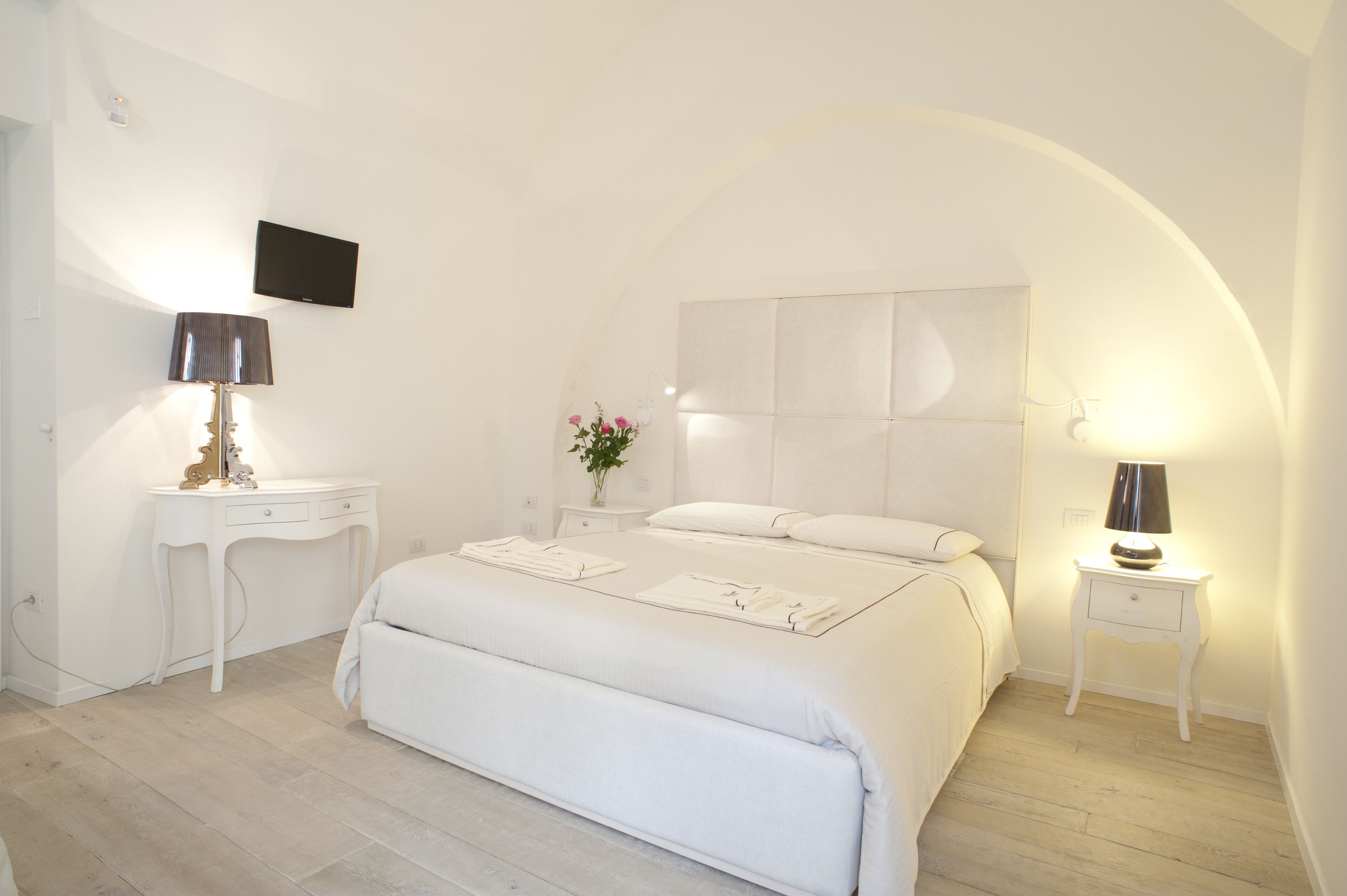 Dúplex superior | Ropa de cama de alta calidad, escritorio y cortinas blackout 