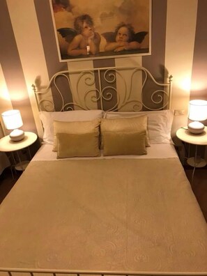 Soundproofing, iron/ironing board, free WiFi, bed sheets