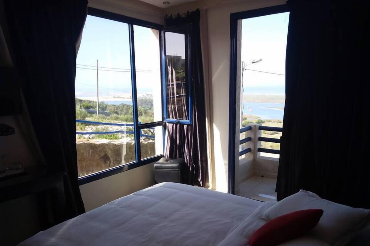 Habitación doble, 1 cama doble, no fumadores | Sistema de insonorización, wifi gratis, ropa de cama