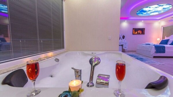 Baignoire à hydromassage
