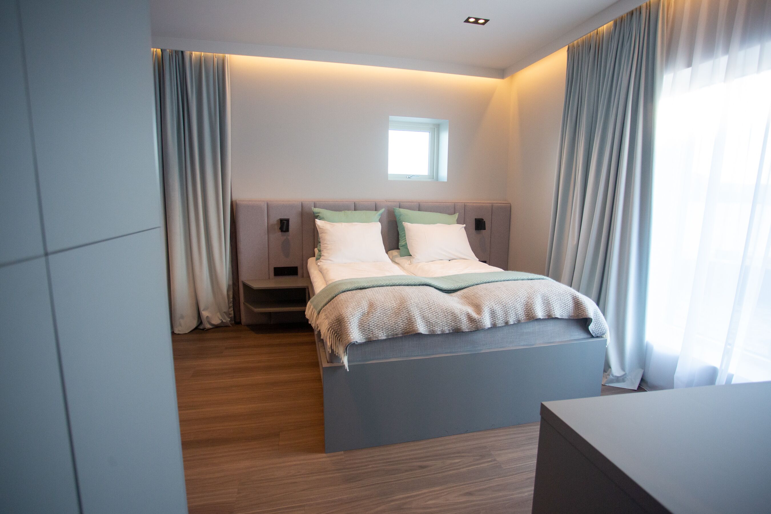 junior studio suite | 1 bedroom, desk, laptop workspace, free wifi