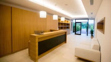 Sauna, steam room, Turkish bath/hammam, body treatments