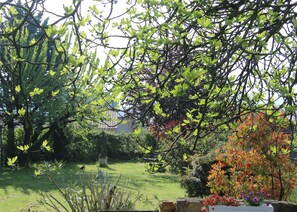 Garden - Villa Hanna chambres et table d'hôtes (Combas)