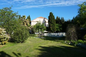 Jardines del alojamiento