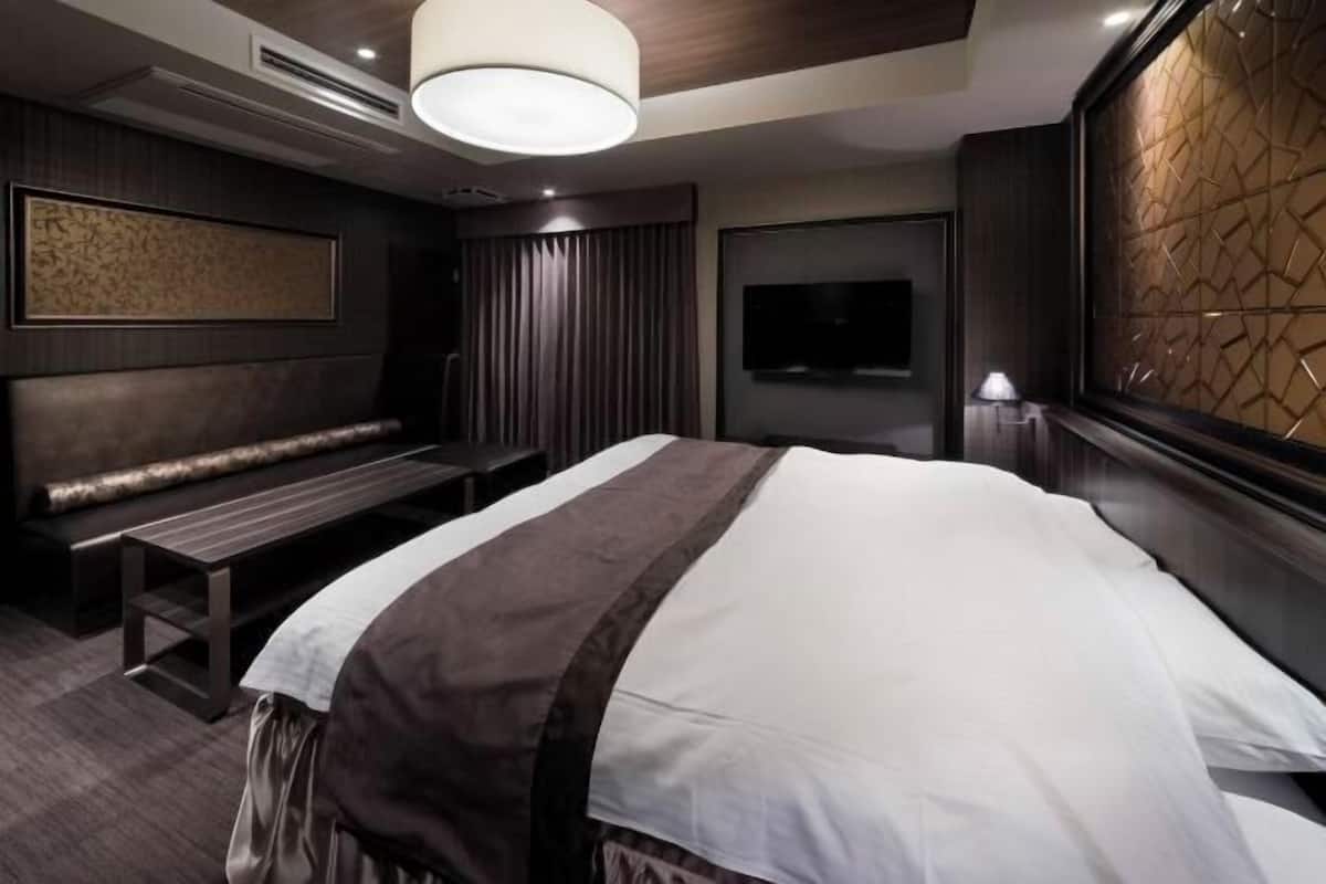 1 bedroom, down duvets, in-room safe, individually decorated