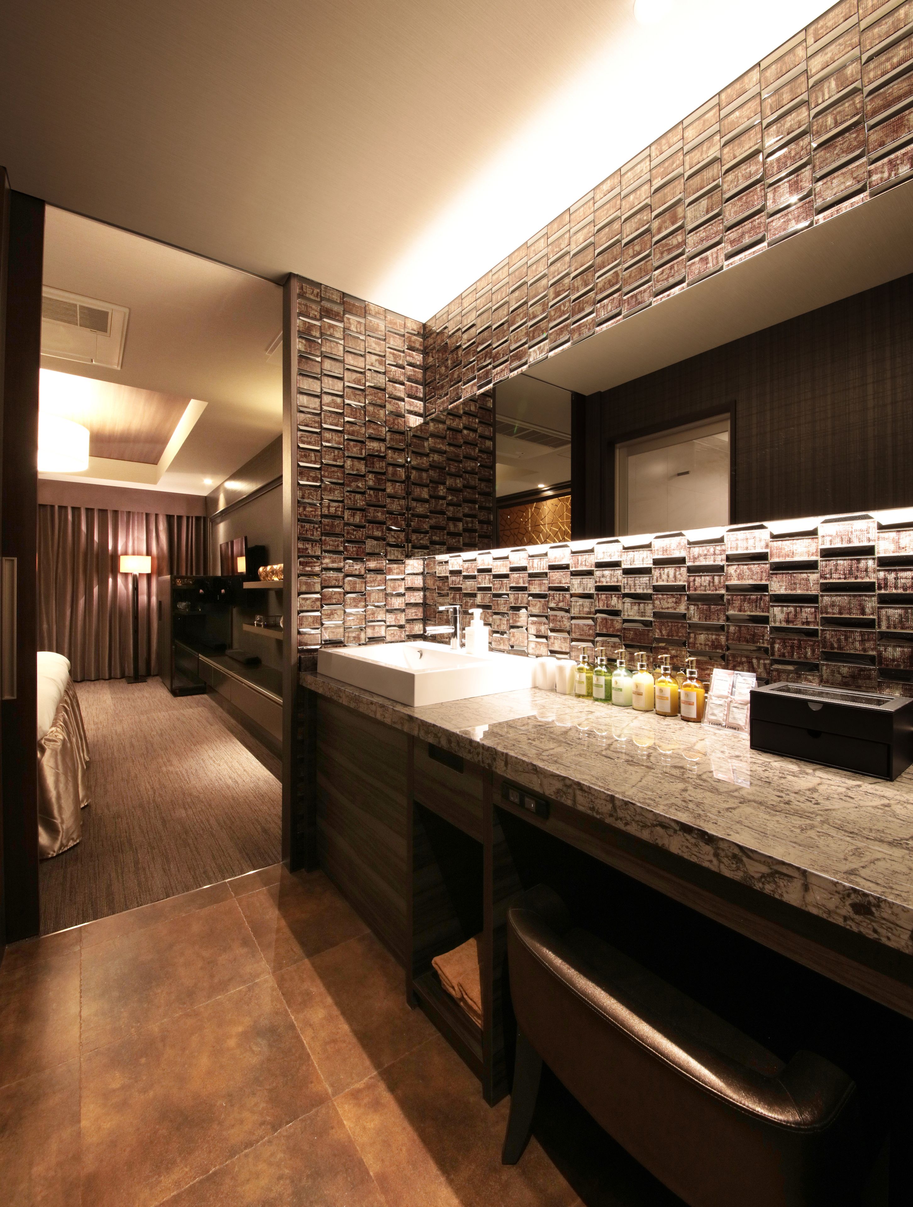 [non-smoking] luxury double room, 1 king bed | bathroom sink