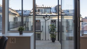 Apartment, 1 Schlafzimmer | Blick vom Balkon