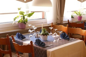 Dining - Hotel-Ristorante Ätna (Ulrichstein)