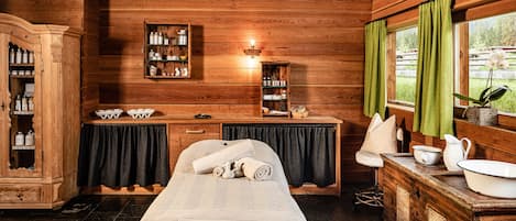 Sauna, bain Ă remous, hammam, massages des tissus profonds