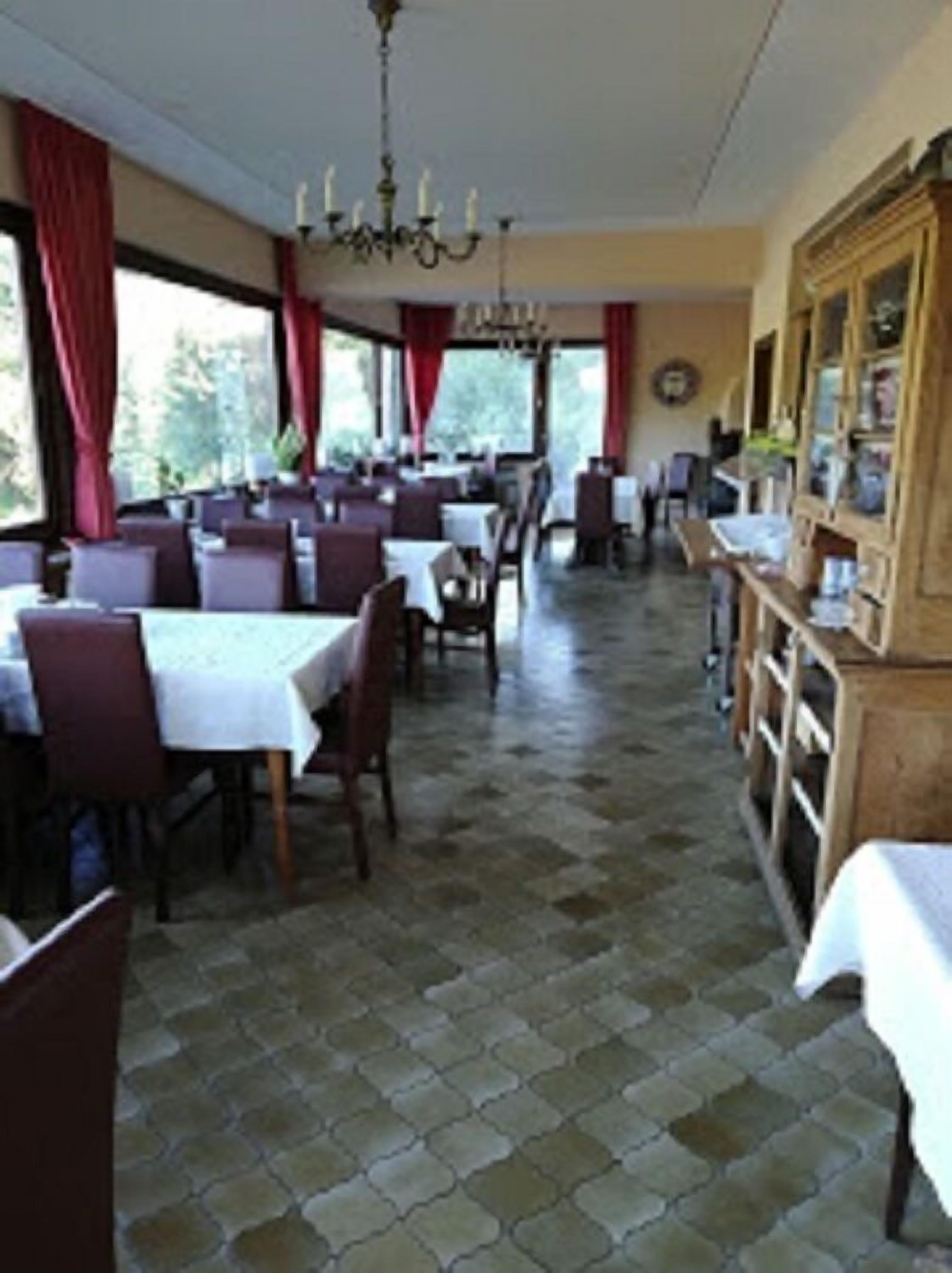 free daily local cuisine breakfast