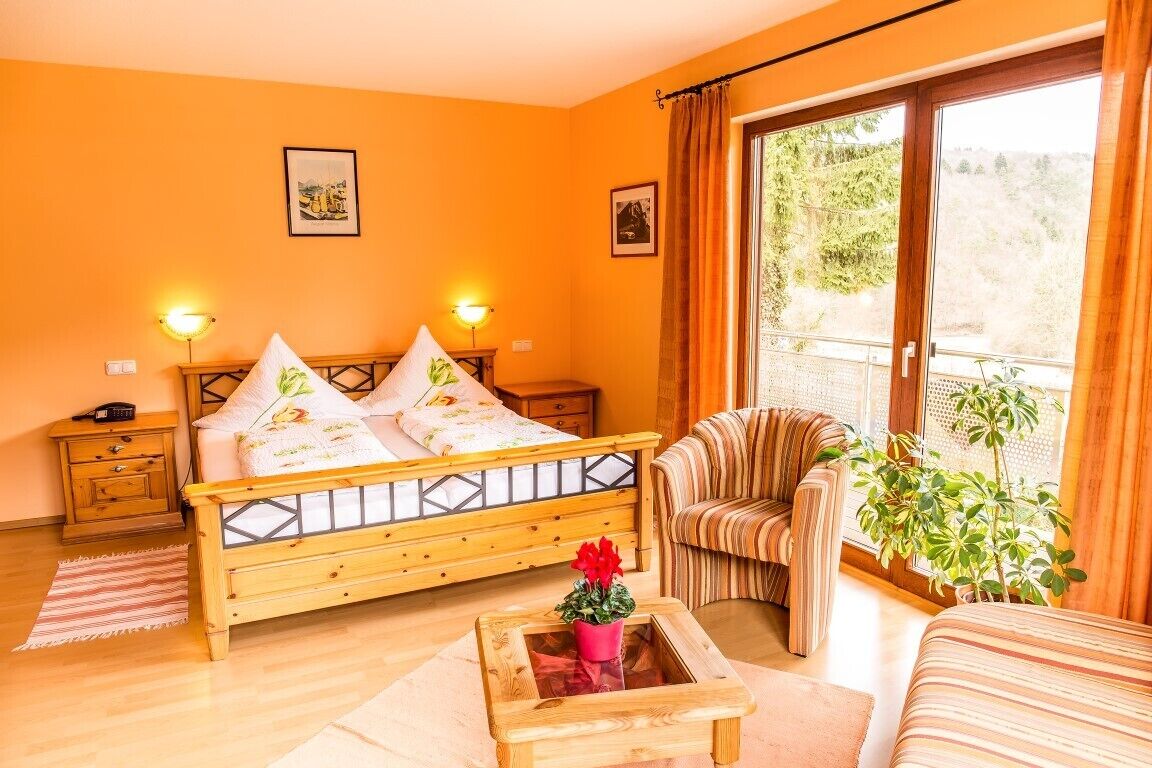 junior suite | desk, free wifi, bed sheets