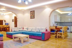 Villa | Living area