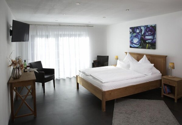 In-room safe, desk, blackout drapes, iron/ironing board