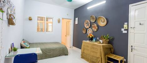 2 bedrooms, in-room safe, iron/ironing board, free WiFi