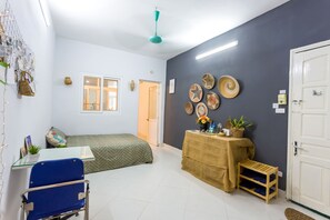 2 bedrooms, in-room safe, iron/ironing board, free WiFi - [20% OFF]★Steps to OLD Quarter★ 2BRs/ENTIRE@Trang Thi  (Ha Noi)